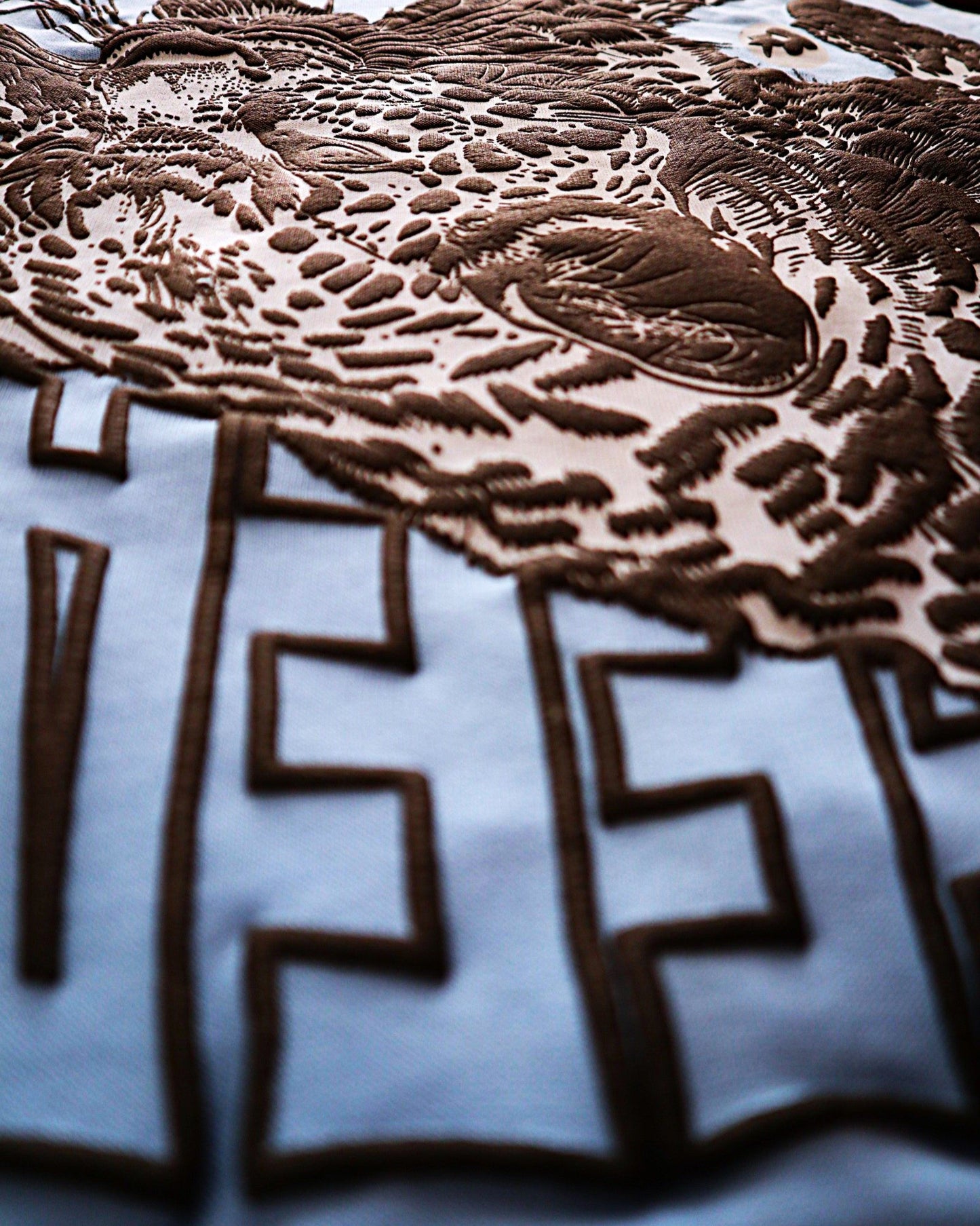 UNDEFEATED T-SHIRT